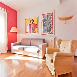 Porta Portese Colorful Flat , Roma Italia