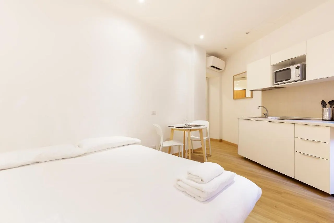 Top Accommodations In The Heart Of Milano! 아파트 밀라노